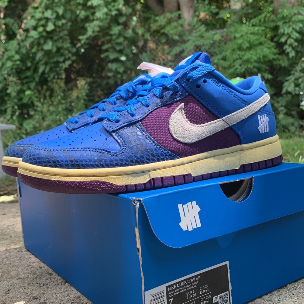 NEW Nike Dunk Low SP Undefeated Men’s Size 7 /8.5 Women